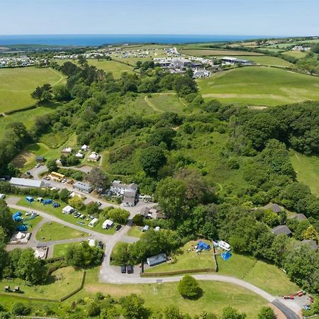 Willow Valley Glamping Bude Exteriör bild