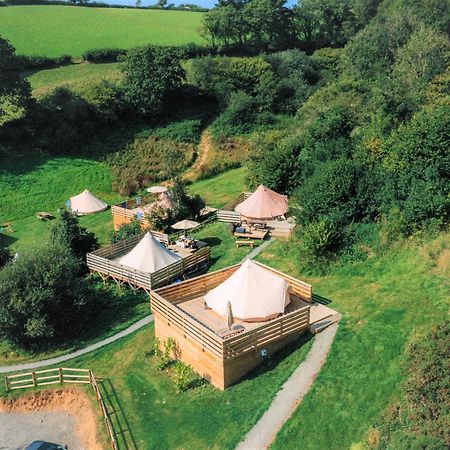 Willow Valley Glamping Bude Exteriör bild