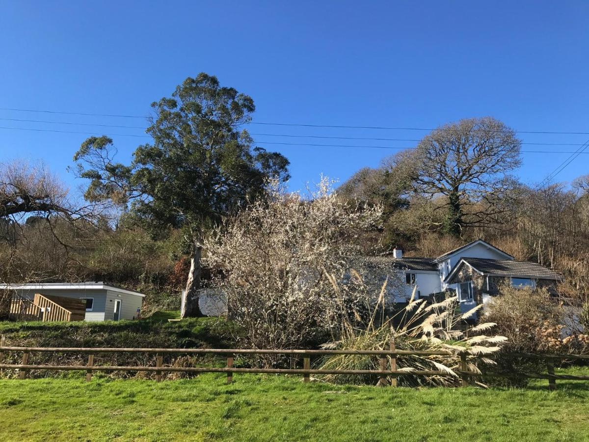 Willow Valley Glamping Bude Exteriör bild