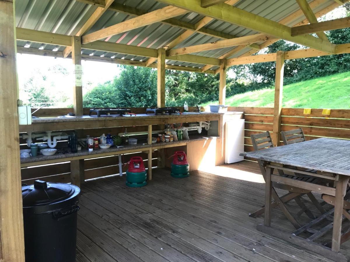 Willow Valley Glamping Bude Exteriör bild