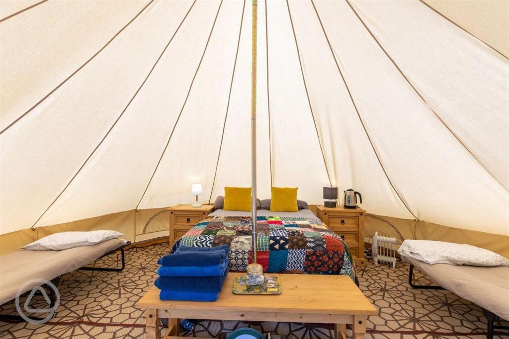 Willow Valley Glamping Bude Exteriör bild