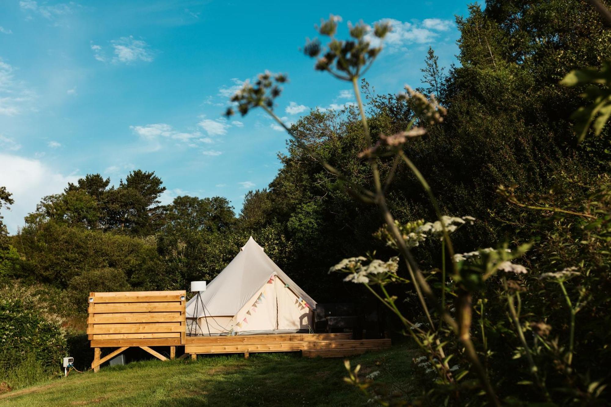 Willow Valley Glamping Bude Exteriör bild