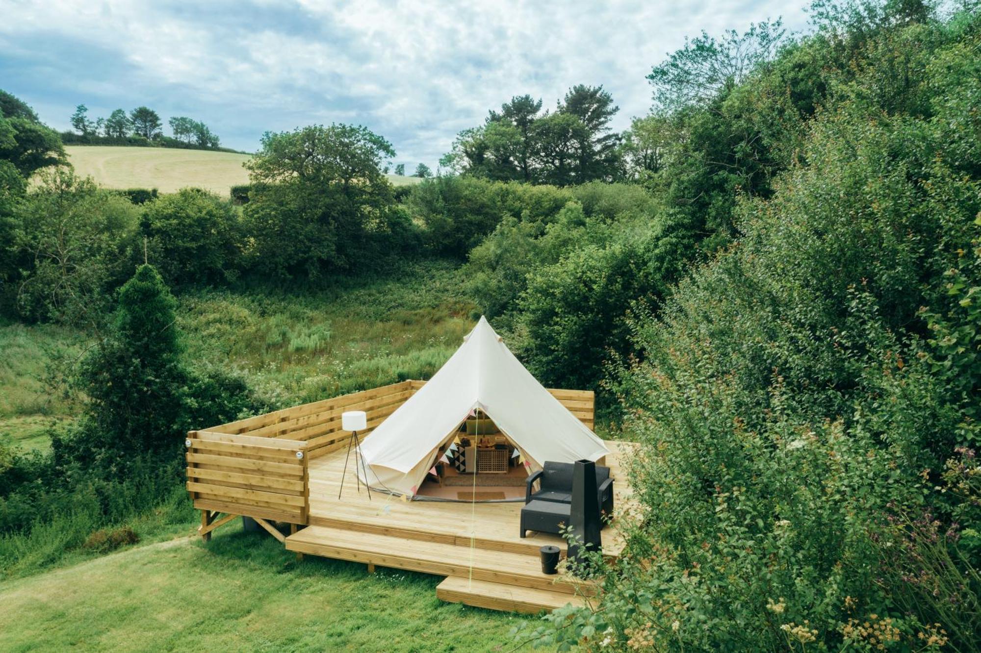 Willow Valley Glamping Bude Exteriör bild
